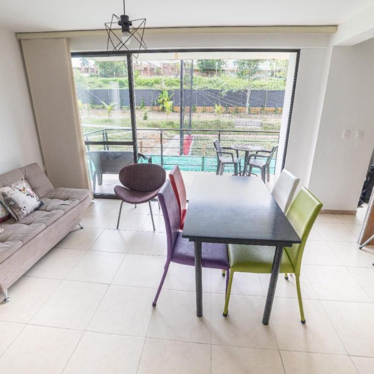 Acogedor fresco iluminado rodeado de naturaleza apartasol en el Quindío - Apartamento de 2 dormitorios - 14