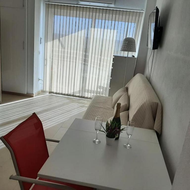 Ático con vistas panorámicas en Torremolinos - Apartamento de 1 dormitorio - 7