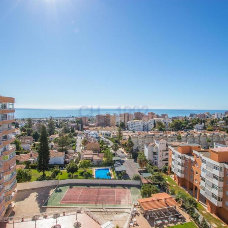 Ático con vistas panorámicas en Torremolinos - Apartamento de 1 dormitorio - 1