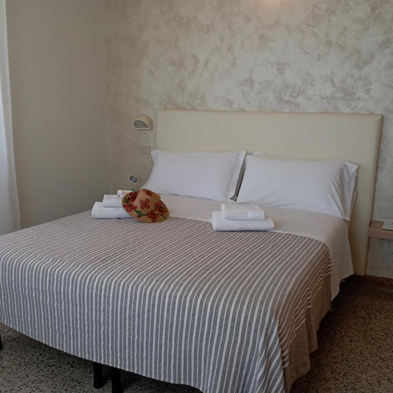 Hotel Raul - Camera Matrimoniale - 2