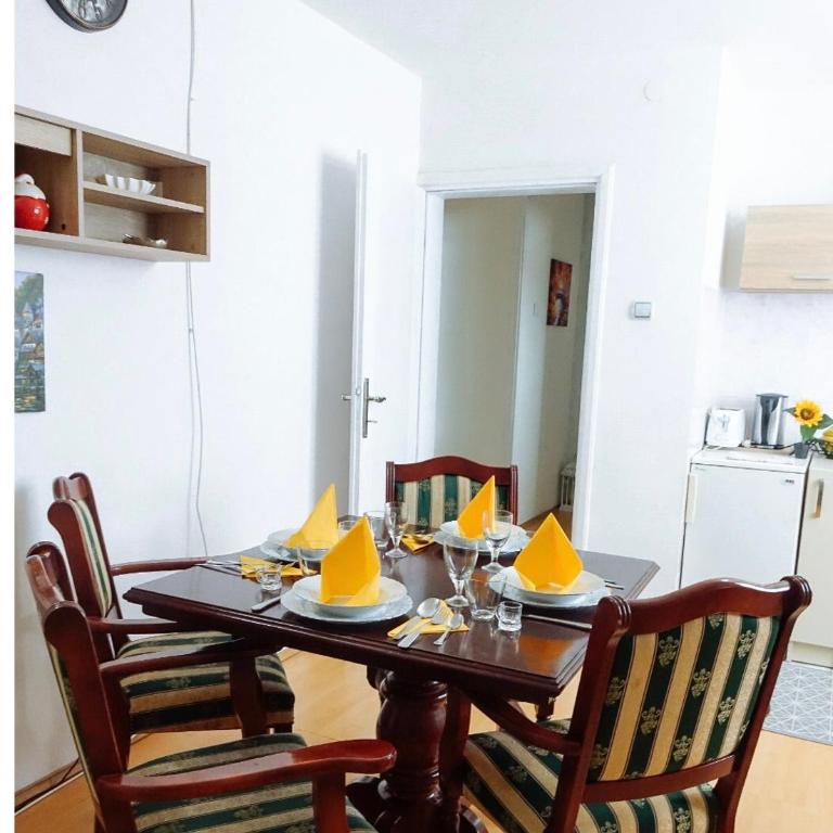 Apartman Zlatno Brdo - Two-Bedroom Apartment - 7