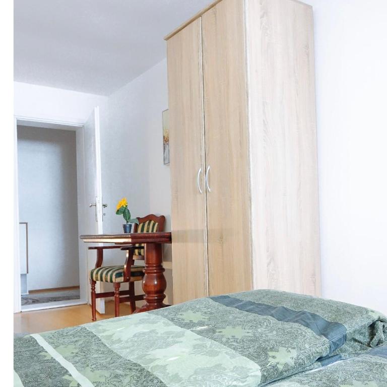 Apartman Zlatno Brdo - Two-Bedroom Apartment - 11
