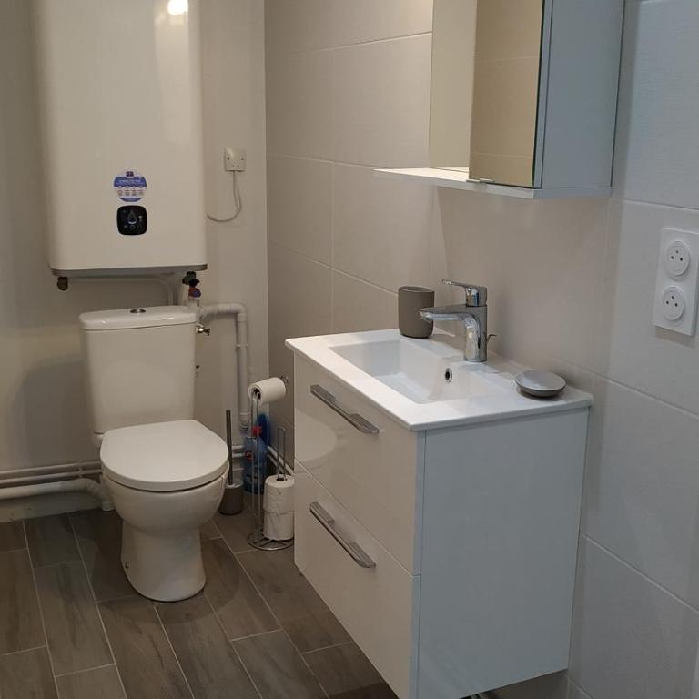 Charmant et lumineux logement, au cœur de Cabourg - Two-Bedroom Apartment - 5