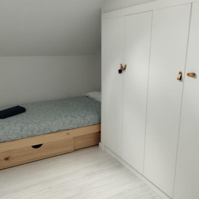 VUT-HU-22-247 Fabuloso Apartamento con vistas a la montaña El Abedul Luga 23 Castiello de Jaca - Appartamento con 2 Camere da Letto - 26