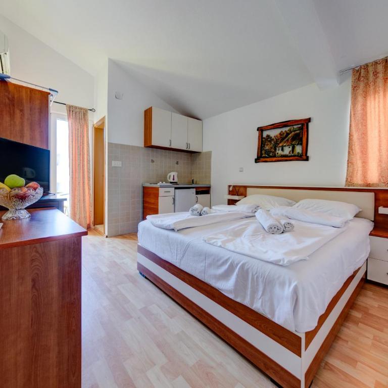 Porta Volta Apartments - Studio Apartment - 1