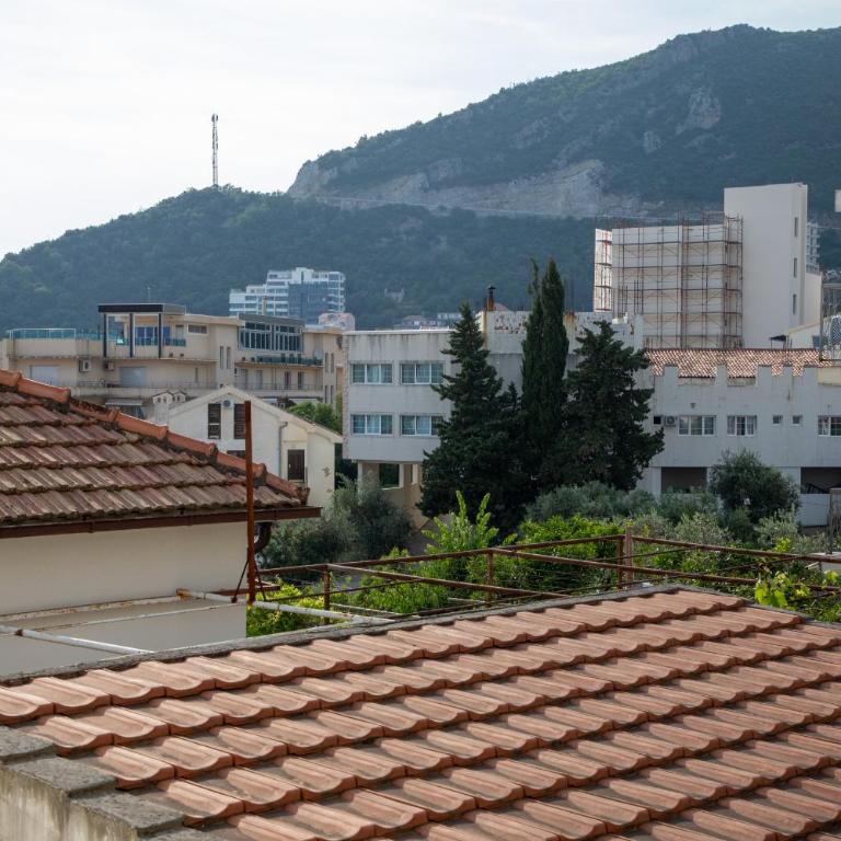 Porta Volta Apartments - Double Room with Balcony - 3