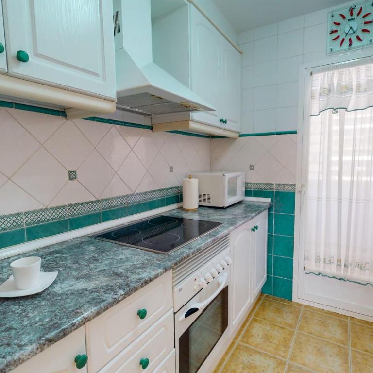 Apartamento Luz de Luna moderno en Dénia con terraza y piscina by Family Homes - Apartamento de 2 dormitorios - 10