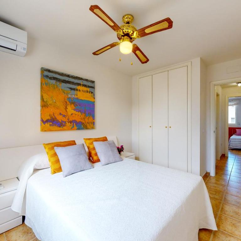 Apartamento Luz de Luna moderno en Dénia con terraza y piscina by Family Homes - Apartamento de 2 dormitorios - 30
