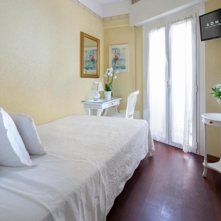 Hotel Admiral - on the beach - Single Room with Balcony - 1