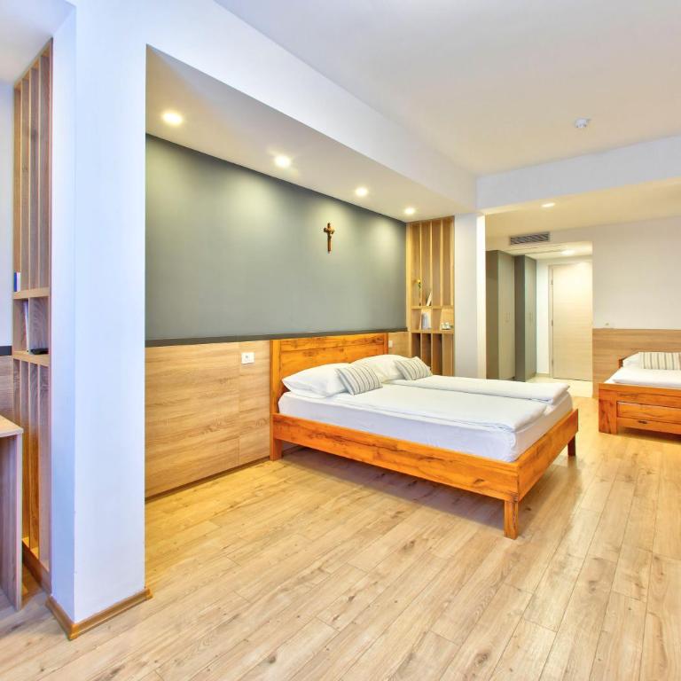 Hotel Dompes - Deluxe Family Room - 6
