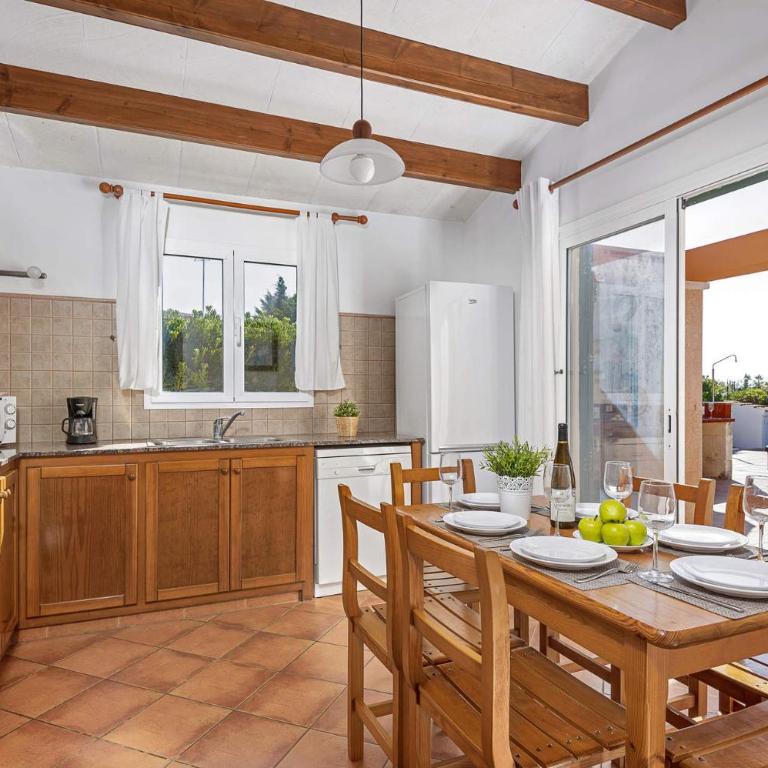 Villa Violeta by Villa Plus - Villa - 11