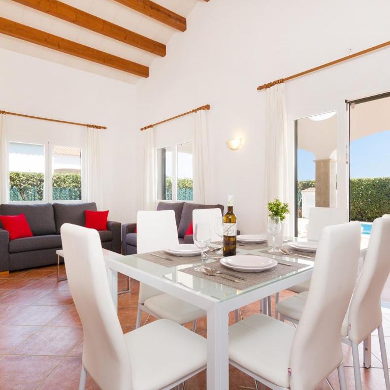 Villa Angelas by Villa Plus - Villa - 8