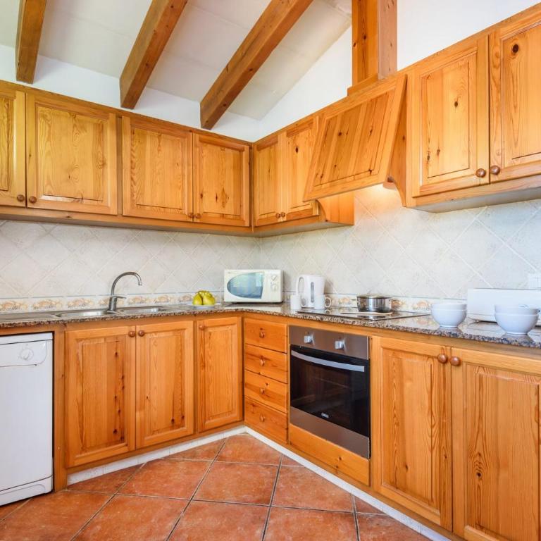 Villa Tonia by Villa Plus - Villa - 12