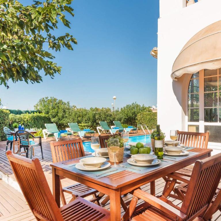 Villa Vera by Villa Plus - Villa - 3