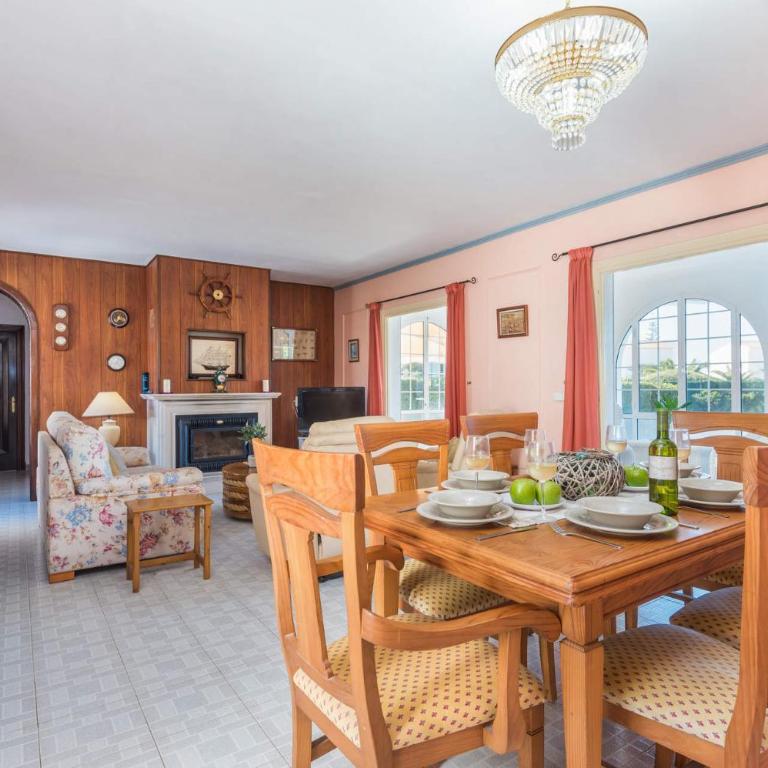 Villa Vera by Villa Plus - Villa - 7