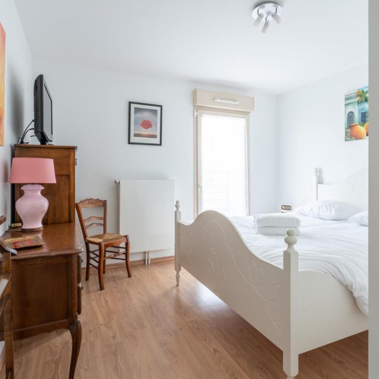 À portée de mer. Appt 70m2, 2ch+parking - Appartement 2 Chambres - 18