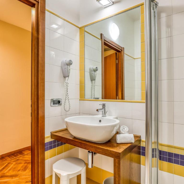 Hotel PentHouse - Camera Matrimoniale - 5