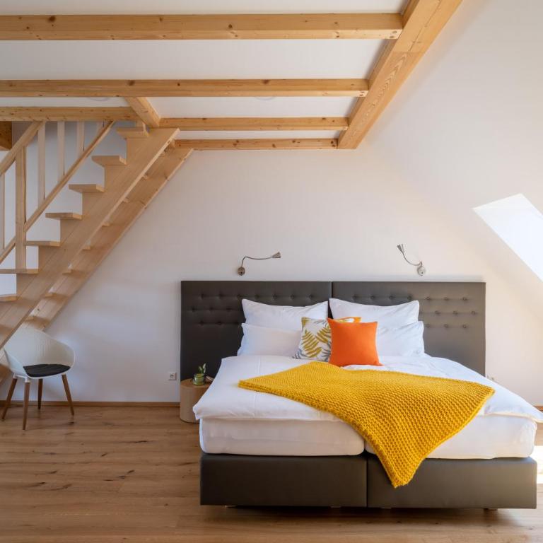 Smarthotel Völkermarkt - Studio mit Kingsize-Bett und Schlafsofa - 9