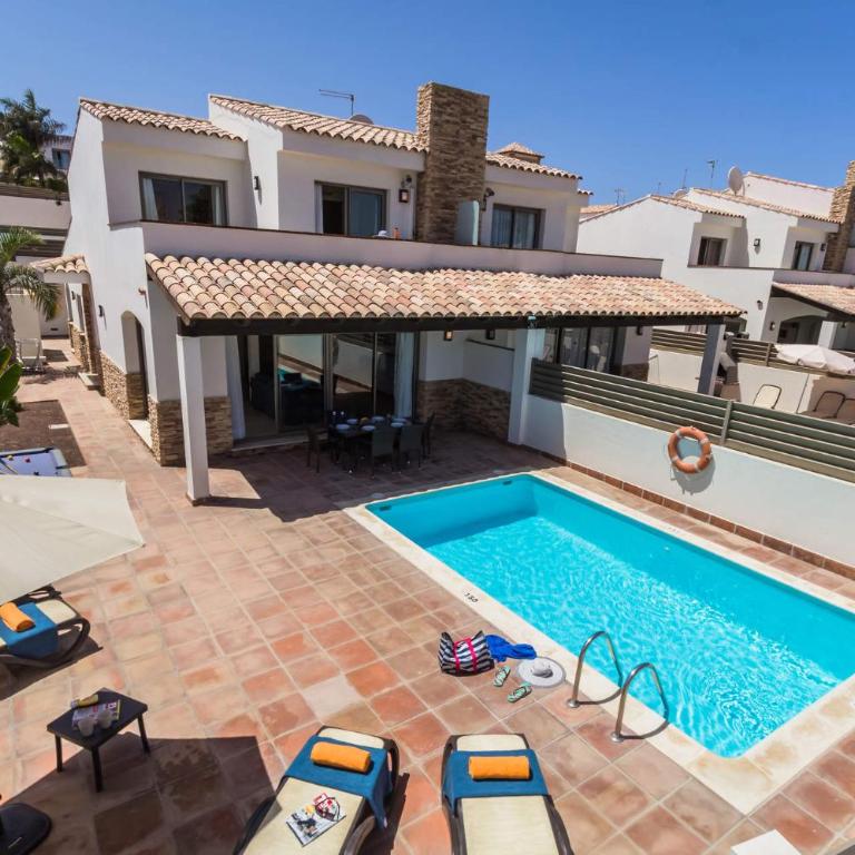 Villa Jenny by Villa Plus - Villa - 3