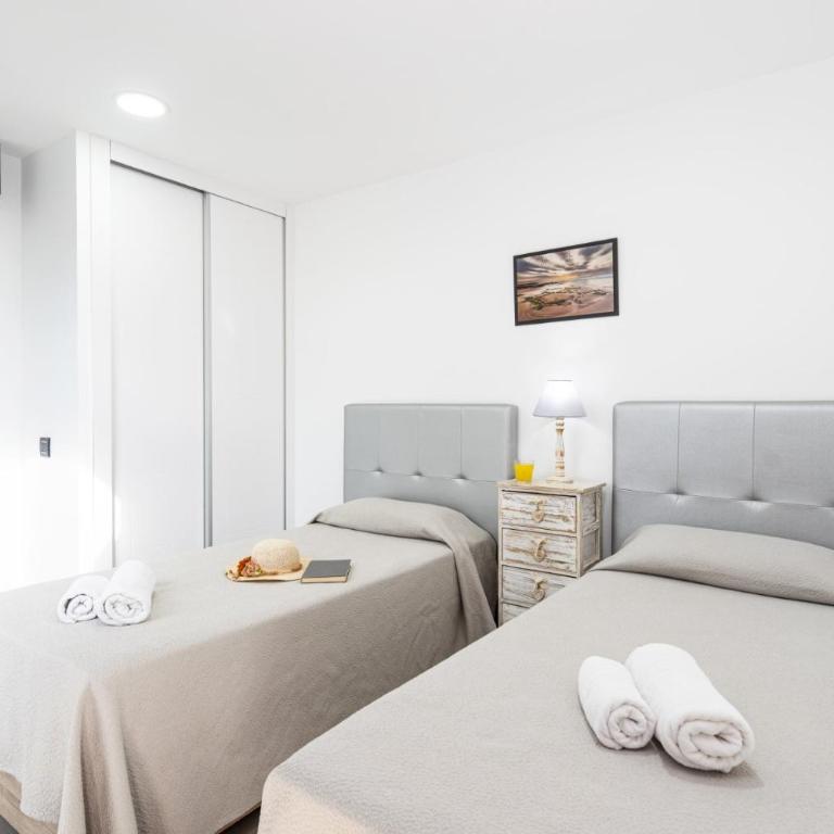 Villa Lola by Villa Plus - Villa - 13