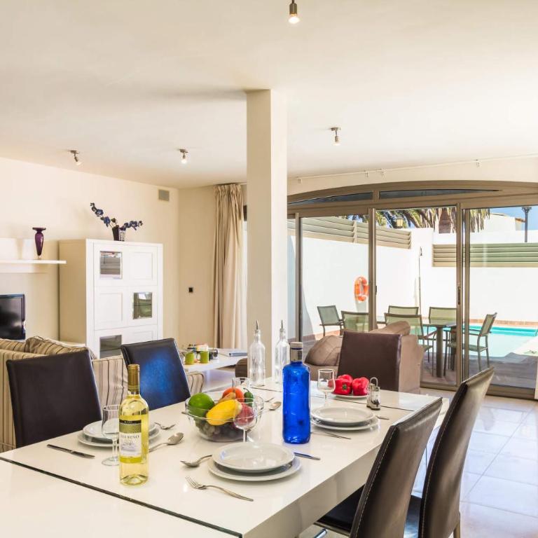 Villa Pino by Villa Plus - Villa - 3