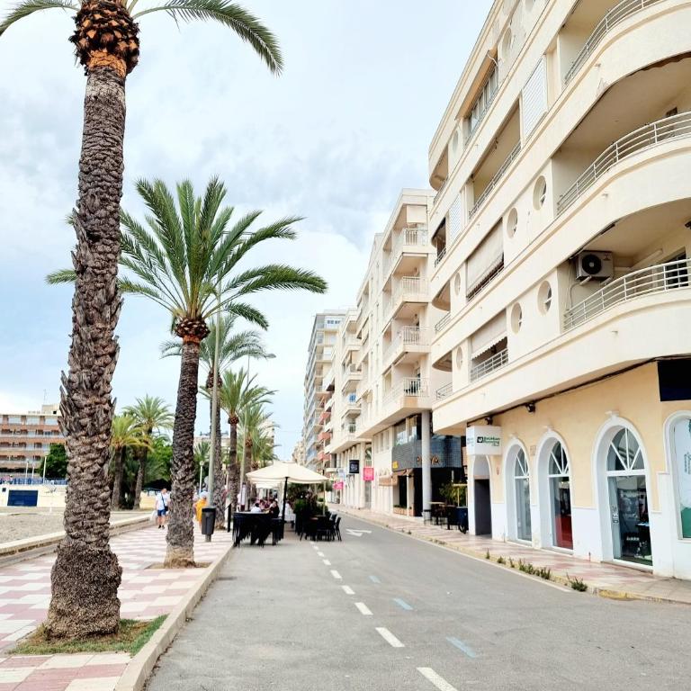 Mirador APARTMENTS BEACH FIRST LINE - Apartamento de 2 dormitorios - 28