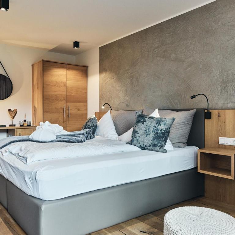 Hotel Auszeit - Doppelzimmer mit Balkon - 1