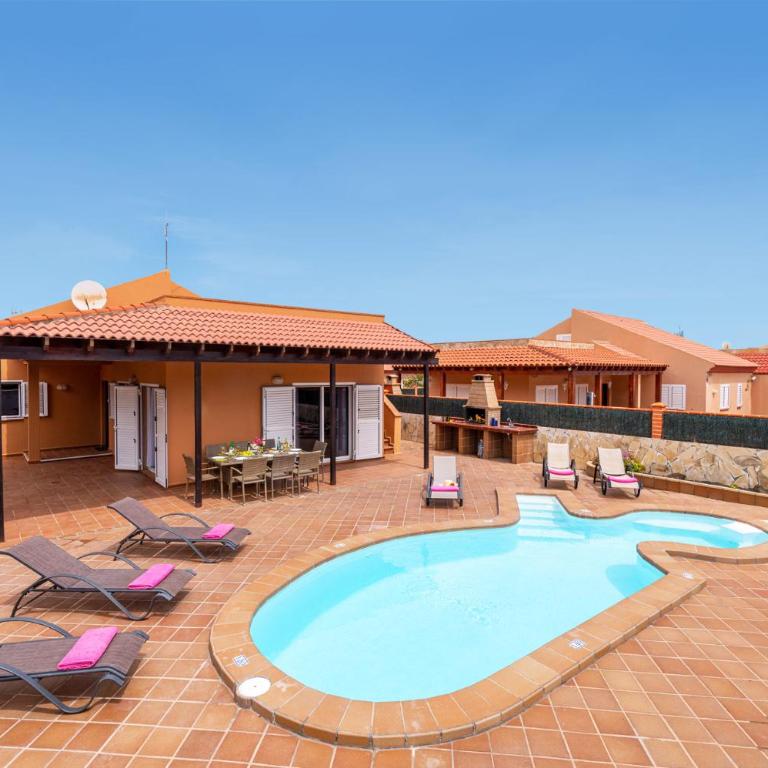 Villa Princesa by Villa Plus - Villa - 1