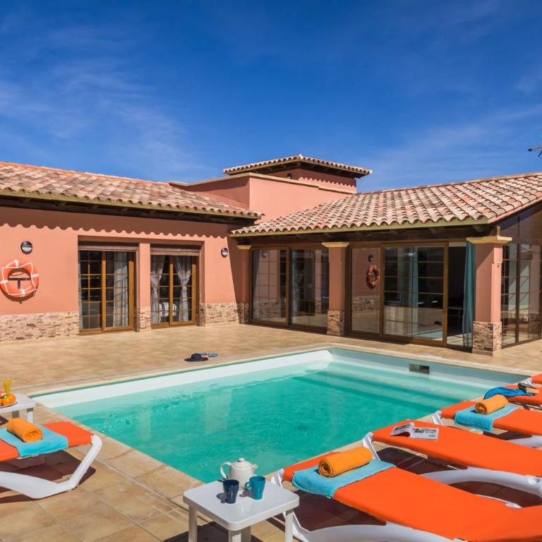 Villa Simona by Villa Plus - Villa - 1