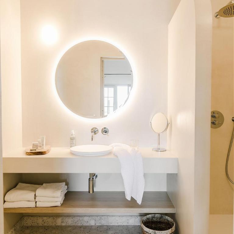 Hôtel Restaurant Les Arnelles - Chambre Double avec Terrasse - 7