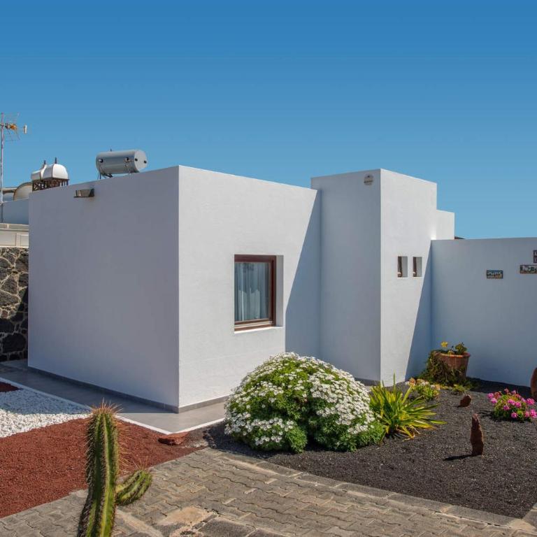 Villa Ramon by Villa Plus - Villa - 20