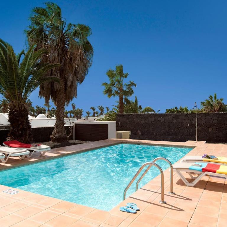 Villa Papagayo by Villa Plus - Villa - 5