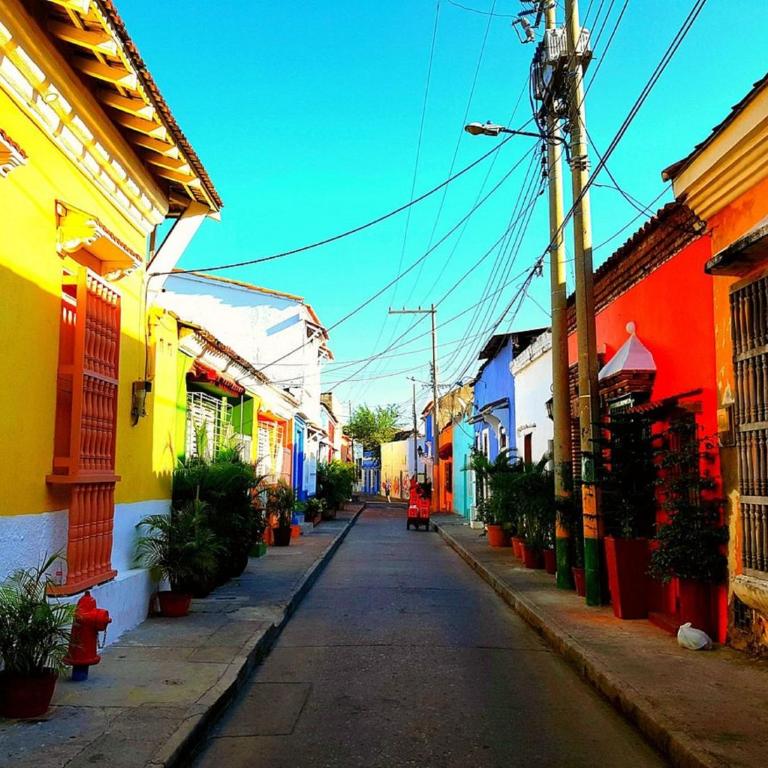 3CL3-J APARTAMENTO DE 3 ALCOBAS EN GETSEMANI EN CARTAGENA CON AIRE ACONDICIONADO Y WIFi - Apartamento de 3 dormitorios - 2