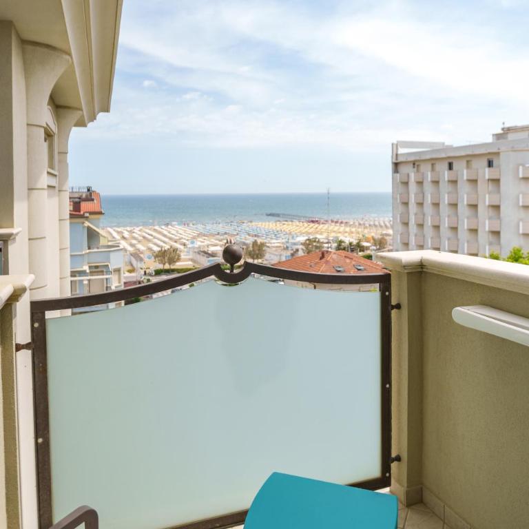 Hotel Rex Rimini - Camera Singola Deluxe con Vista Mare - 3