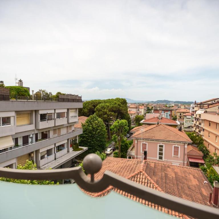 Hotel Rex Rimini - Camera Matrimoniale con Vista Città - 2