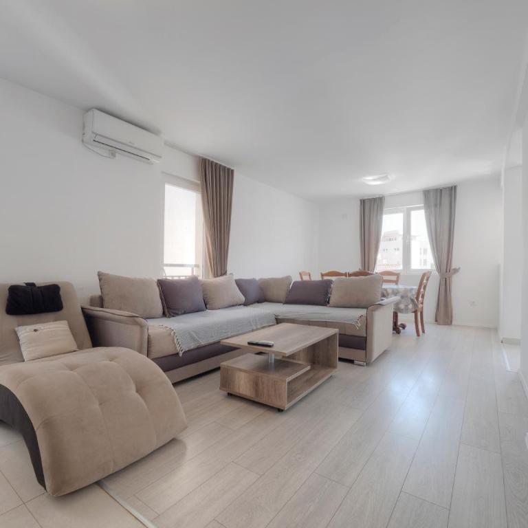 Family Three bedroom Apartment Brando - Apartman sa 3 Spavaće Sobe - 1