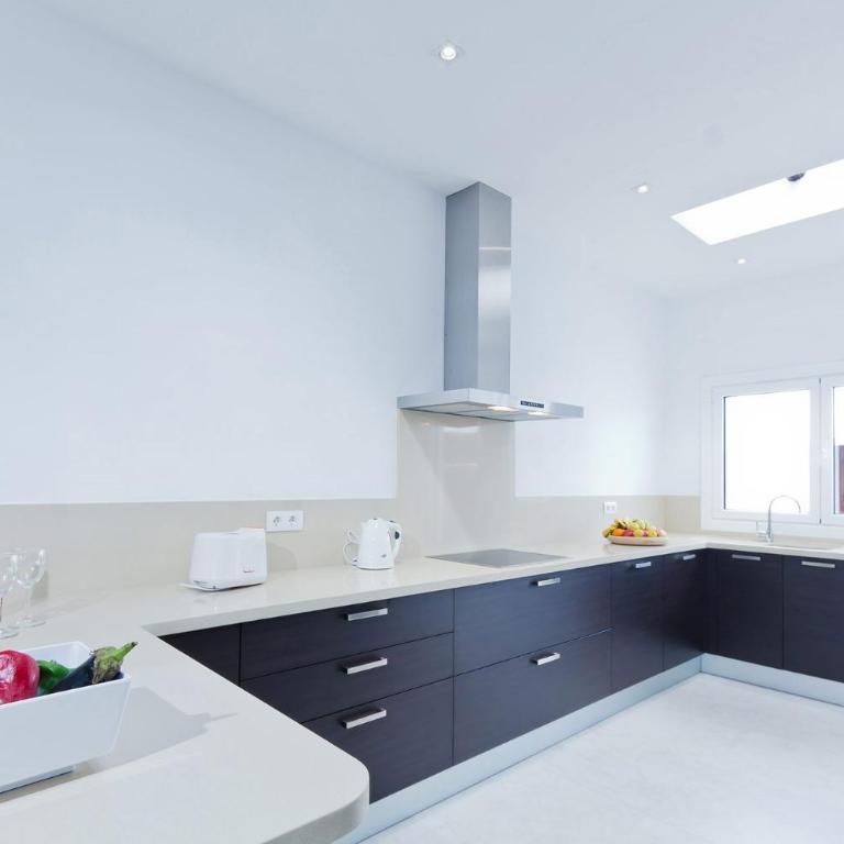Villa Ana Maria by Villa Plus - Villa - 9
