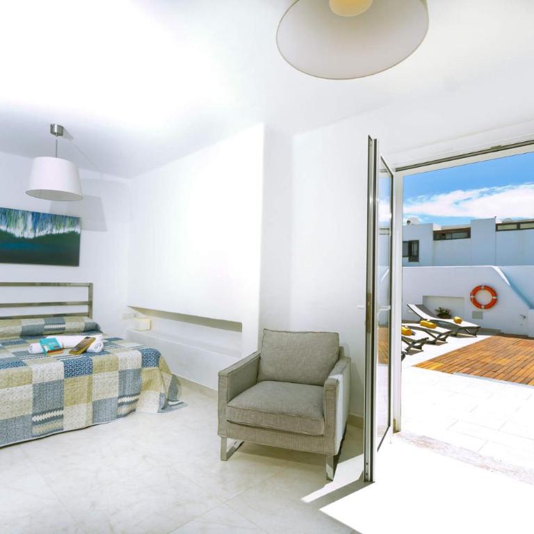 Villa Ana Maria by Villa Plus - Villa - 11
