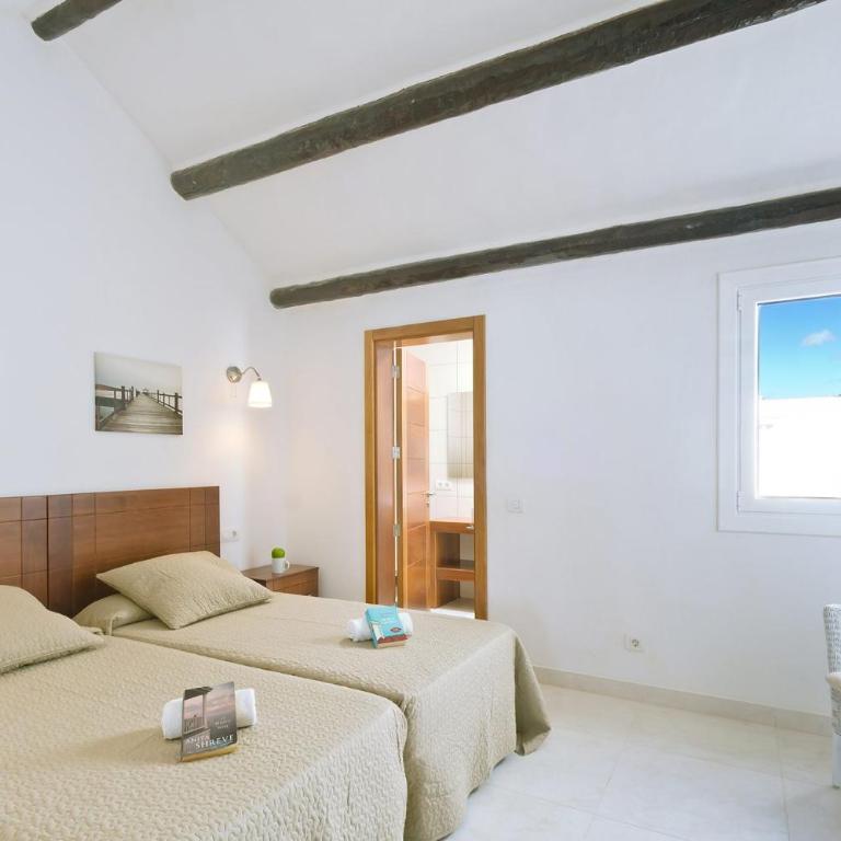 Villa Ana Maria by Villa Plus - Villa - 24