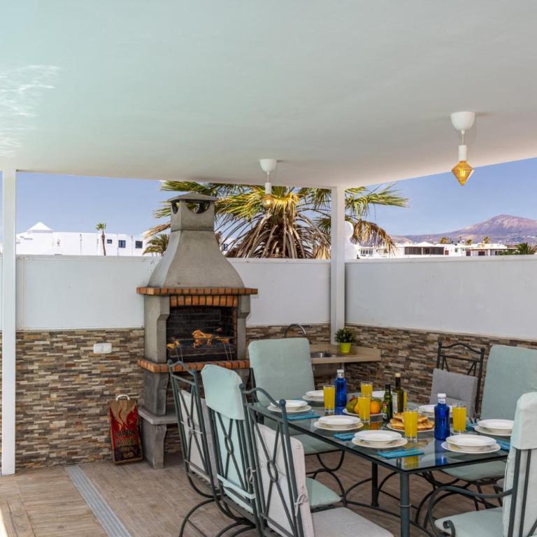 Villa Deluxe by Villa Plus - Villa - 8