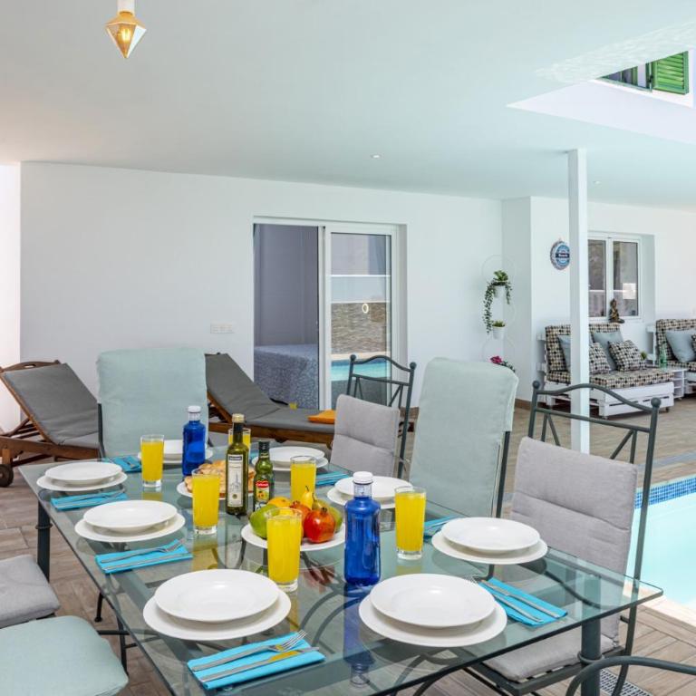 Villa Deluxe by Villa Plus - Villa - 17