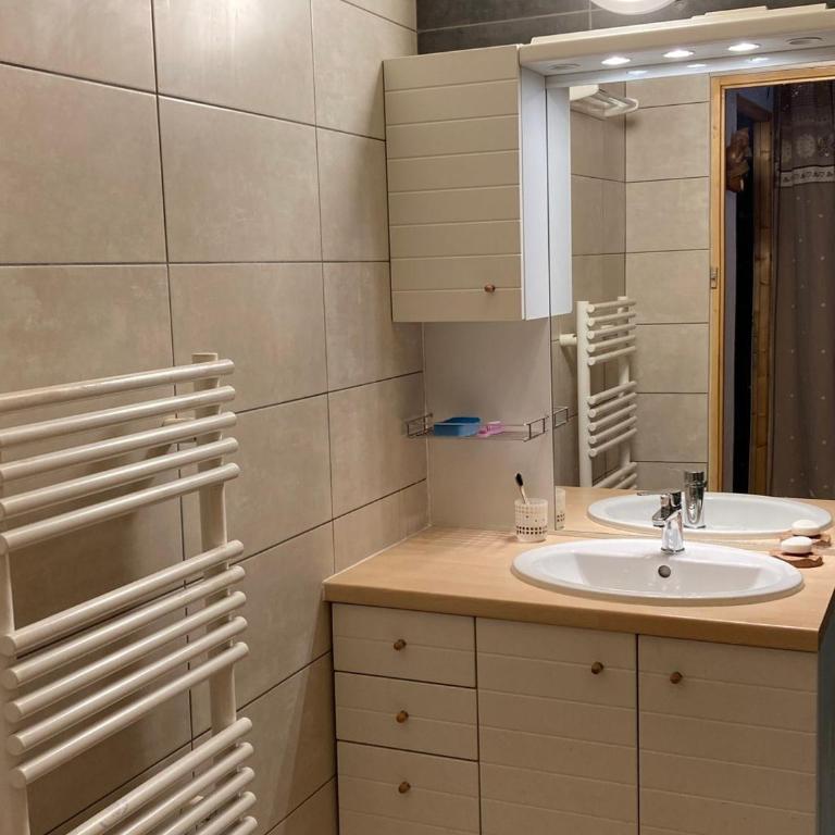 Confortable 3 Pièces 6 Pers., Balcons et Wi-Fi - FR-1-263-514 - Appartamento - 4