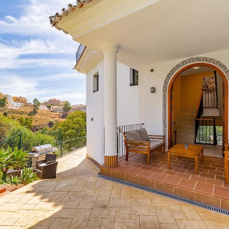Tranquil 3 bed villa with private pool + sea view! - Villa de 3 dormitorios - 18