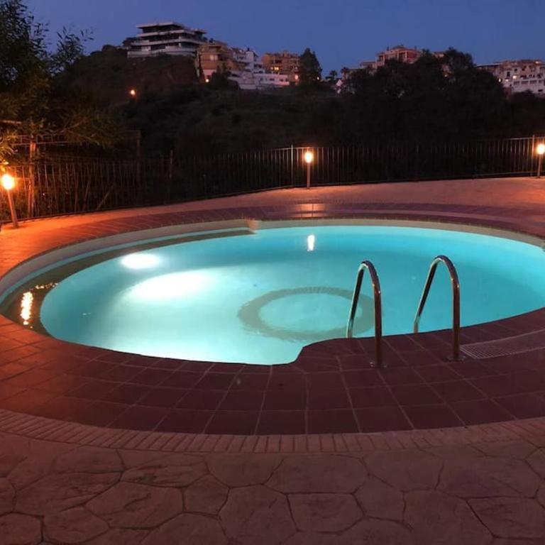Tranquil 3 bed villa with private pool + sea view! - Villa de 3 dormitorios - 2
