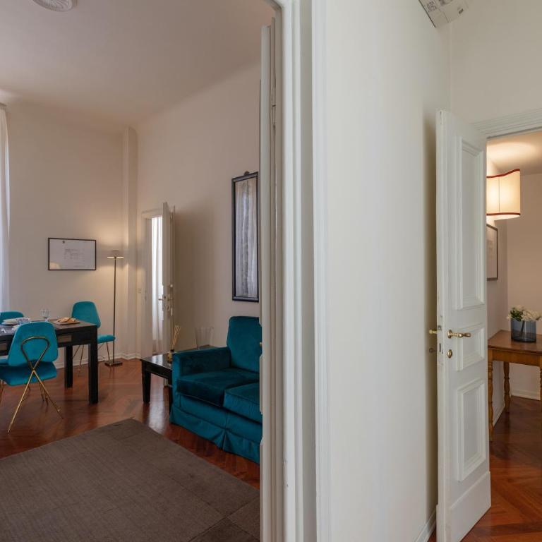 Seta spacious apartment next to the Duomo - Three-Bedroom Apartment - 28