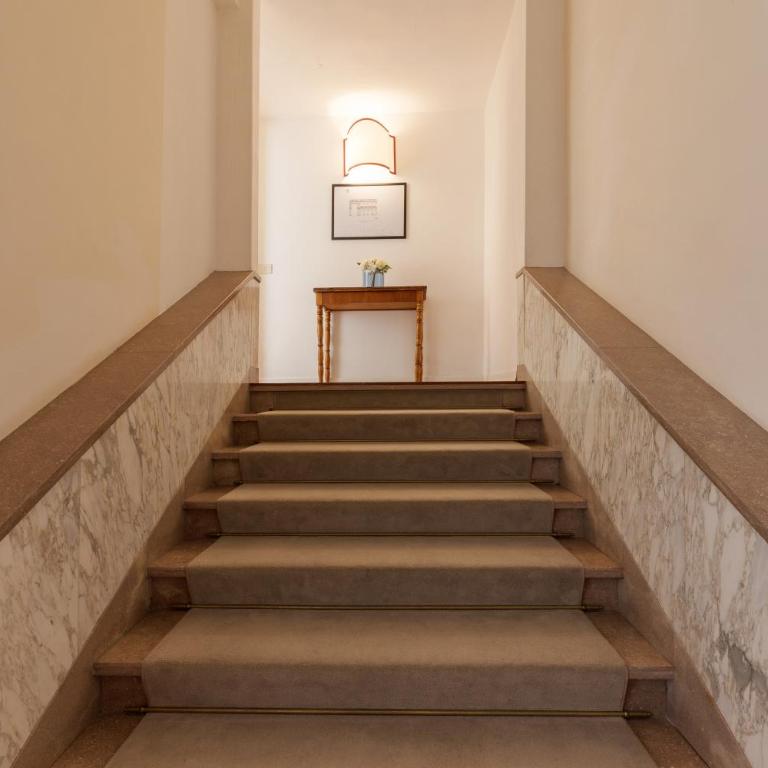 Seta spacious apartment next to the Duomo - Three-Bedroom Apartment - 30