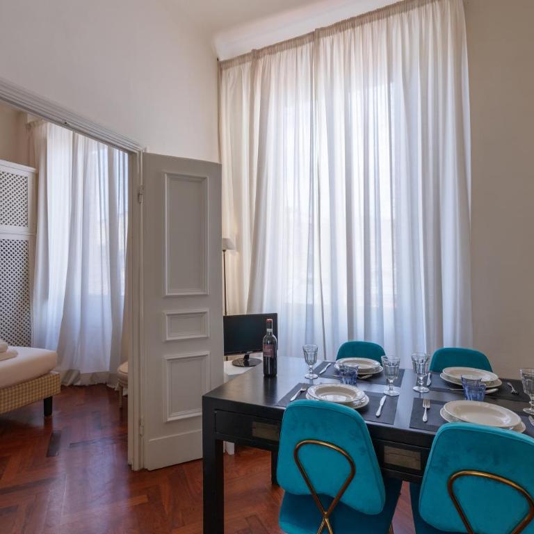 Seta spacious apartment next to the Duomo - Three-Bedroom Apartment - 38