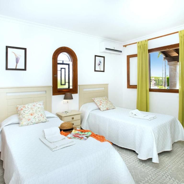 Villa Bauza by Villa Plus - Villa - 20