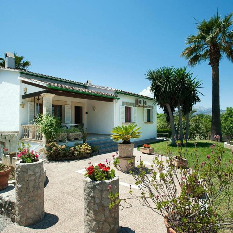 Villa Conxa Bisanyes by Villa Plus - Villa - 12