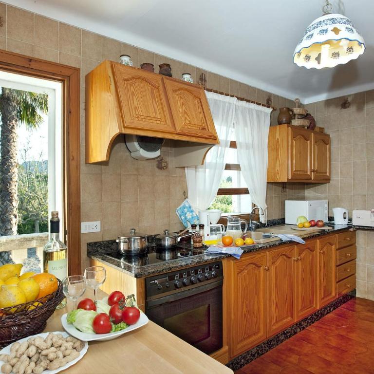 Villa Conxa Bisanyes by Villa Plus - Villa - 18